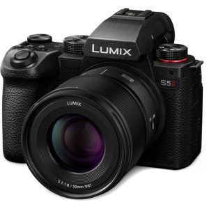 Panasonic Lumix S5 Mk II + 20-60mm - Plaza Cameras 9