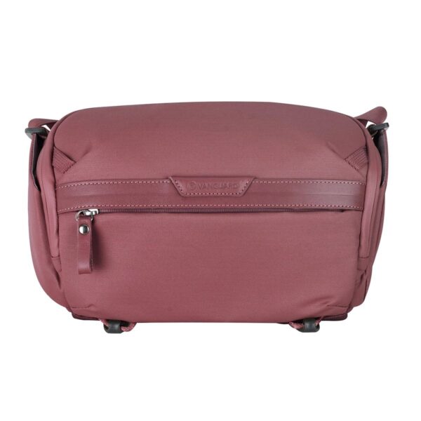 Vanguard VEO Metro S4L Magenta - Plaza Cameras