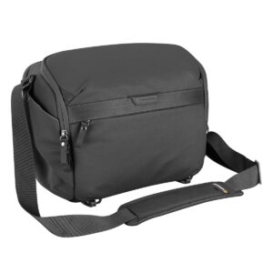 Vanguard VEO Metro S9L Black - Plaza Cameras